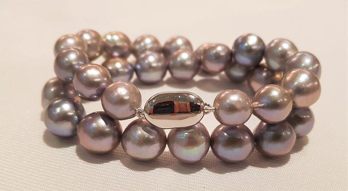 925 Silver - 10x12mm Grey Edison Pearls - Bracelet: This beautiful pearl bracelet features a double row of lustrous grey Edison pearls measuring 10x12mm. Most freshwater pearls are nucleated by tissue, but Edison cultured pearls are nucleated with bead
