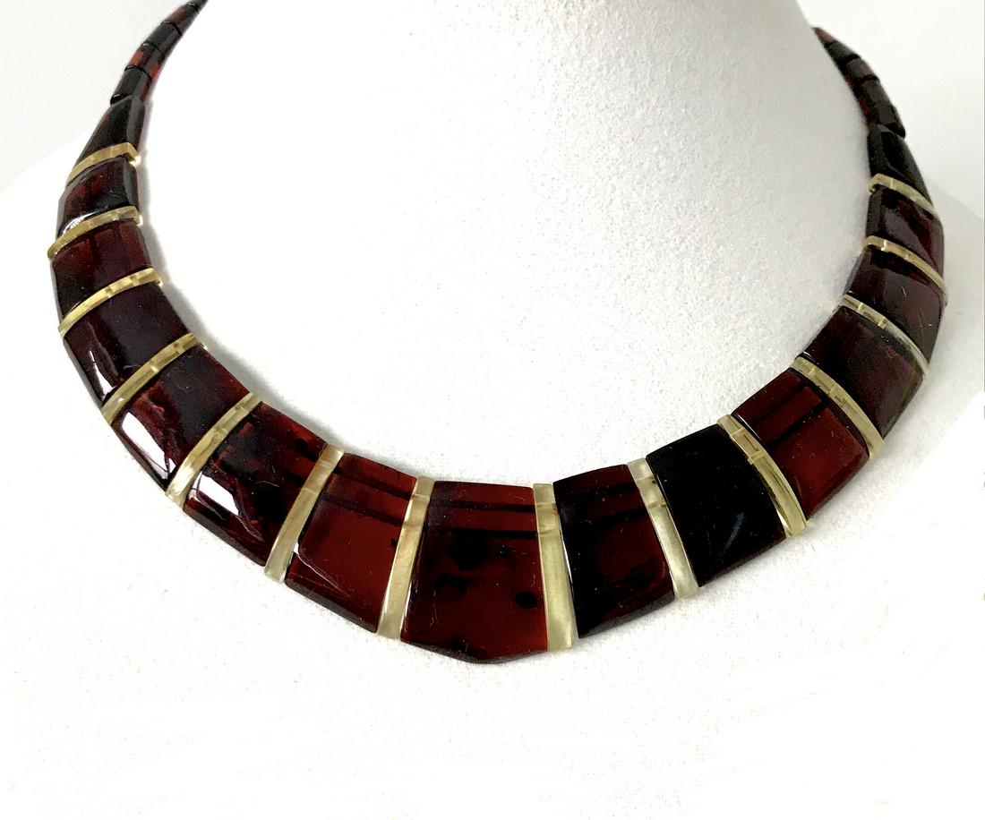 Unique and Fascinating Amber Cleopatra necklace (1 of 10)