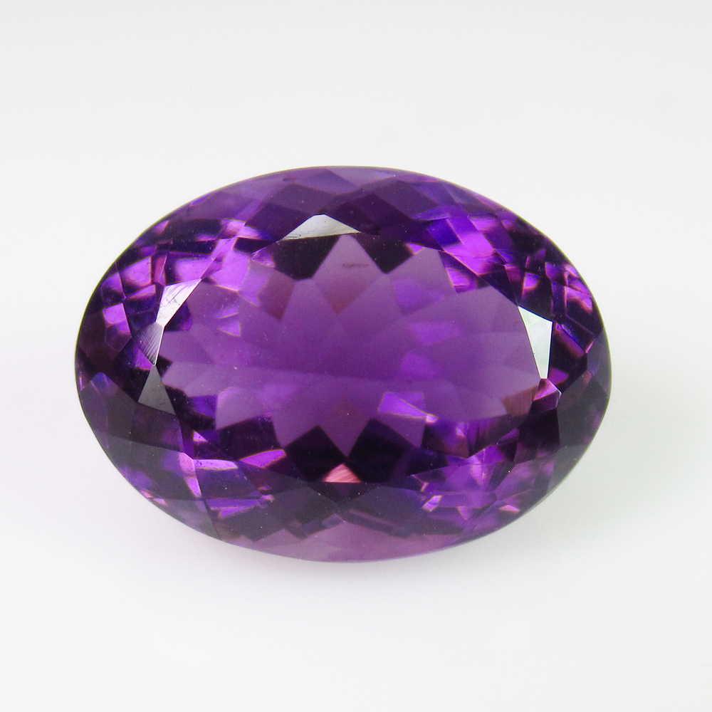 9.08 Ct Natural Purple Amethyst Oval Cut: No Reserve! Title: 9.08 Ct Natural Purple Amethyst Oval Cut Stone Clarity: VVS Loose Gemstone: Natural Amethyst Carat Weights: 9.08 Size/Dimensions: 14.60 x 10.80 x 9.20 mm Top Class Full Luster / Exc