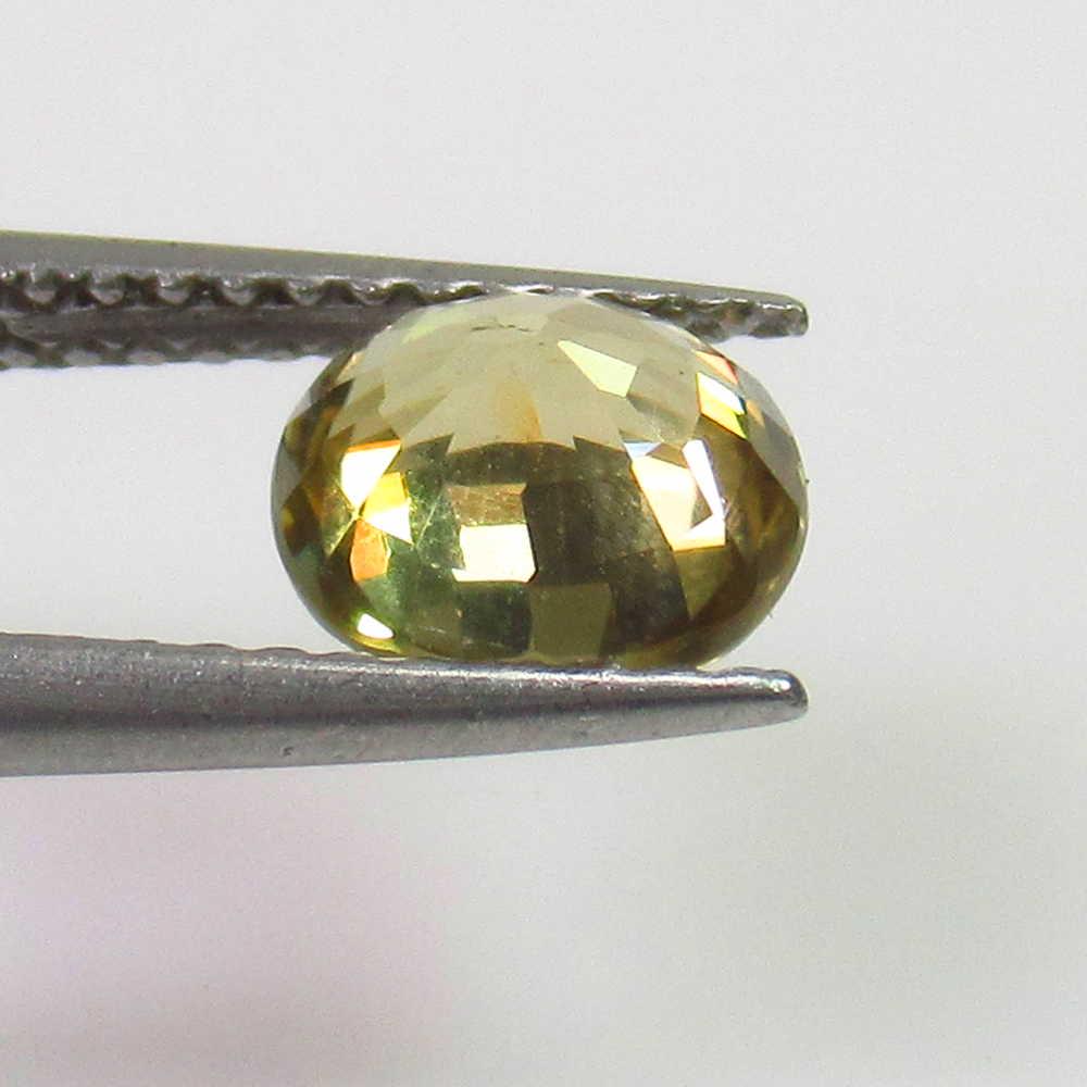 1.65 Ctw Natural Yellow Zircon Oval Cut: No Reserve! Title: 1.65 Ctw Natural Yellow Zircon Oval Cut Stone Clarity: VVS Loose Gemstone: Zircon Carat Weights: 1.65 Size/Dimensions: 6.80 x 5.90 x 4.00 mm Top Luster / Excellent Oval Cut / Origin