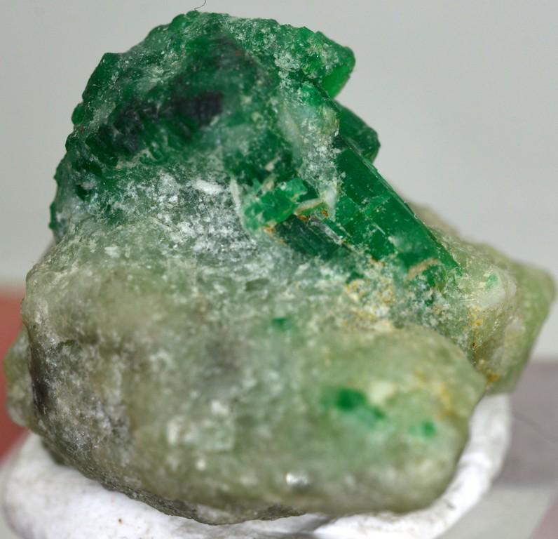 14 Grams Beautiful Emerald Specimen: Title: 14 Grams Beautiful Emerald Specimen Weight: 14 Grams Origin: Pakistan Materials: Specimen Size: 30x26x23 MM Additional Information: Treatment: Natural Reserve: $40.00 Shipping: Domestic: F