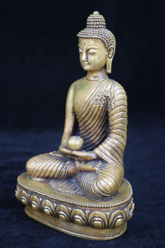 Very nice and Original Japanese Buddha from 1898 a real (1 of 8)