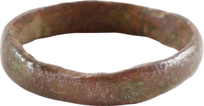 VIKING WOMAN’S WEDDING RING, 850-1050 AD S6 1/2: No Reserve! Bronze originally gilt, size 6 1/2. Rounded section 3.7mm width Made by casting with a central core to distribute the molten copper, which was then laboriously removed. Originally gilt, th