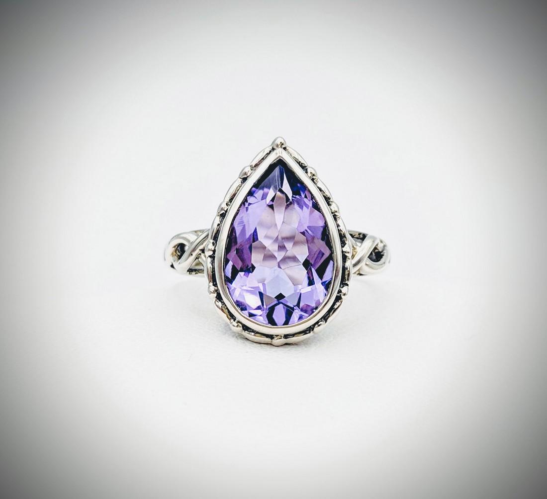 Sterling Silver Sz 7 Amethyst Ring (1 of 3)