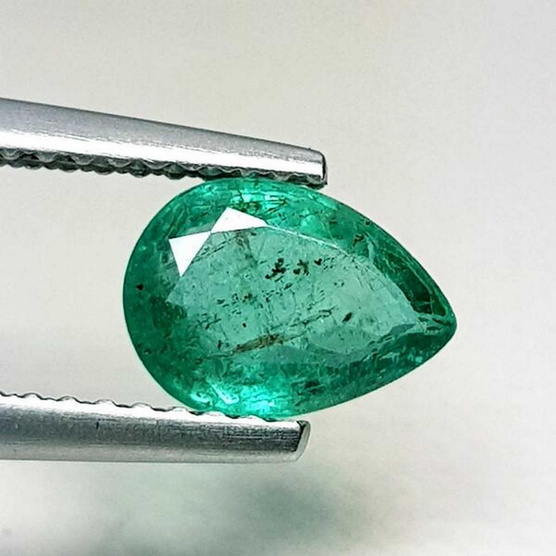 Natural Emerald Pear Cut 0.92 ct (1 of 5)