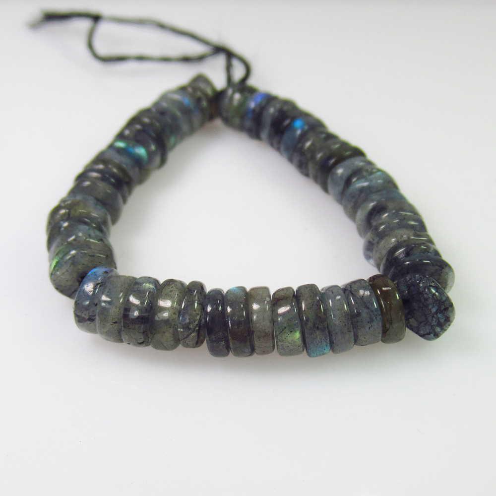 28.82 Ct Genuine 52 Labradorite Drilled Round Beads: No Reserve! Title: 28.82 Ct Genuine 52 Labradorite Drilled Round Beads Stone Clarity: Transparent Loose Gemstone: Natural Labradorite Beads Carat Weights: 28.82 Size/Dimensions: 5.60 - 5.90 mm / 52 PC