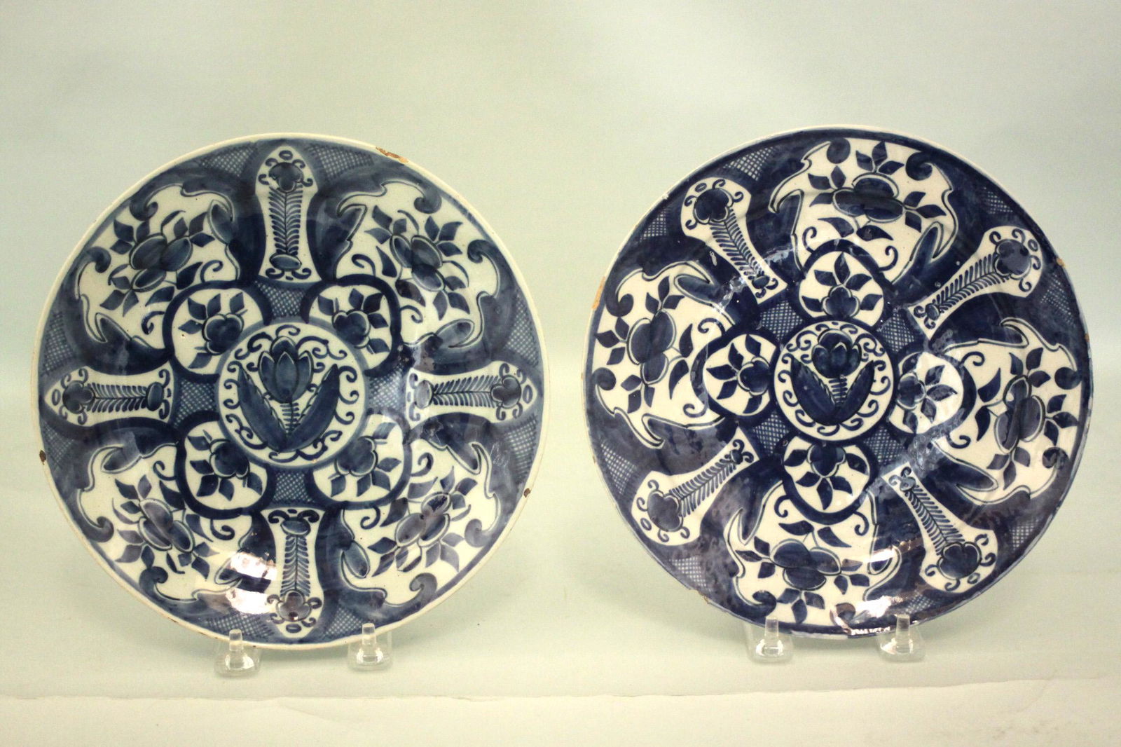 A pair of late 17th century Dutch delft plates (1 of 1)