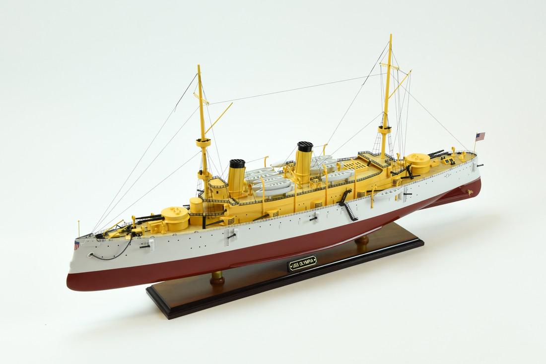 USS Olympia: Dimension approx.: 36 inch (long) x 5.5 inch (wide) x 17 inch (high). Scale 1:115. Our models are 100% hand built from scratch by skillful master craftsmen, ready to display and not from any sort of k