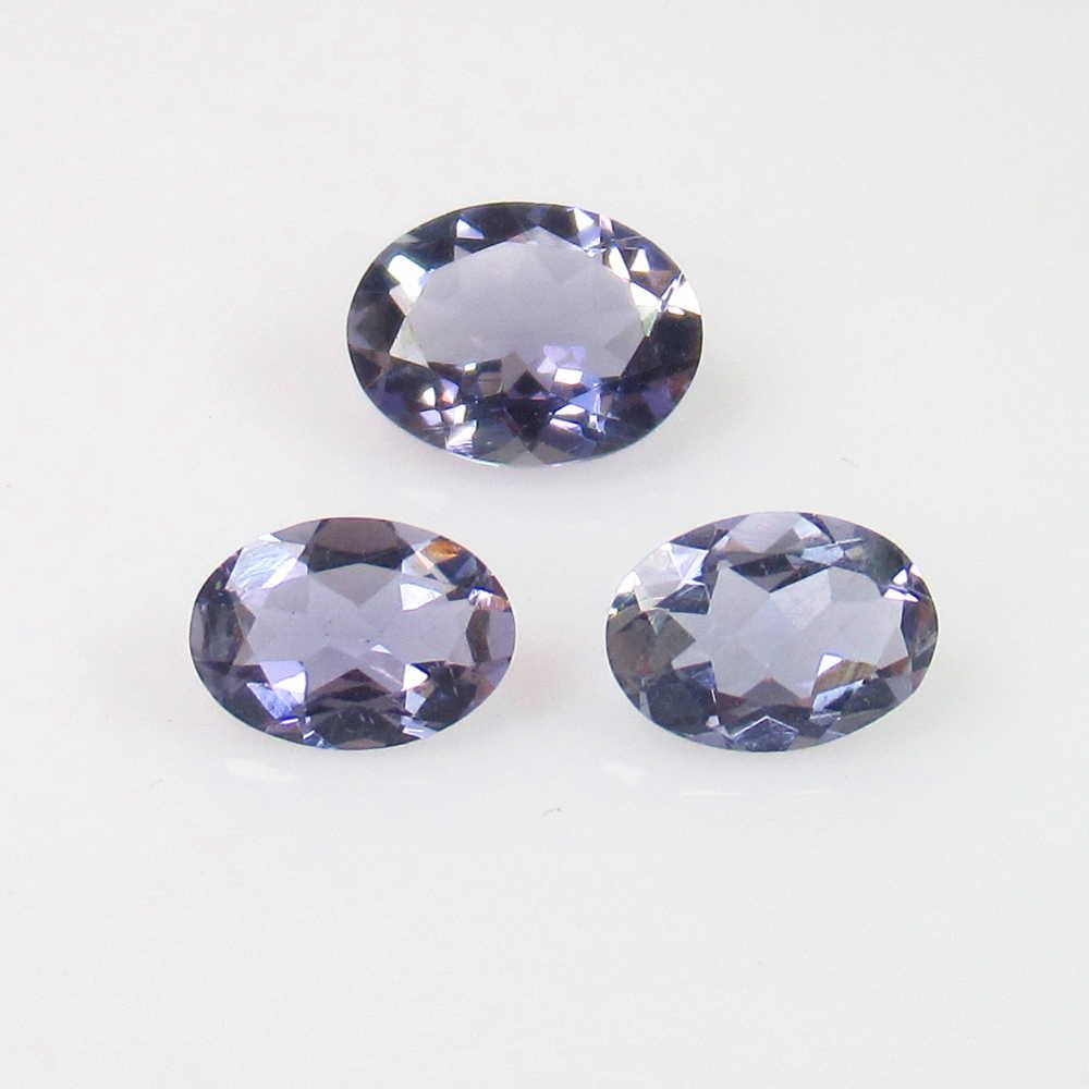 2.03 Ctw Natural 3 Iolite Oval Set: No Reserve! Title: 2.03 Ctw Natural 3 Iolite Oval Set Stone Clarity: VVS Gemstones: Iolite Carat Weights: 2.03 Size/Dimensions: 6.9x5.0 - 8.1x6.1 mm / 3 PC's Additional Information: Very Good Luster /