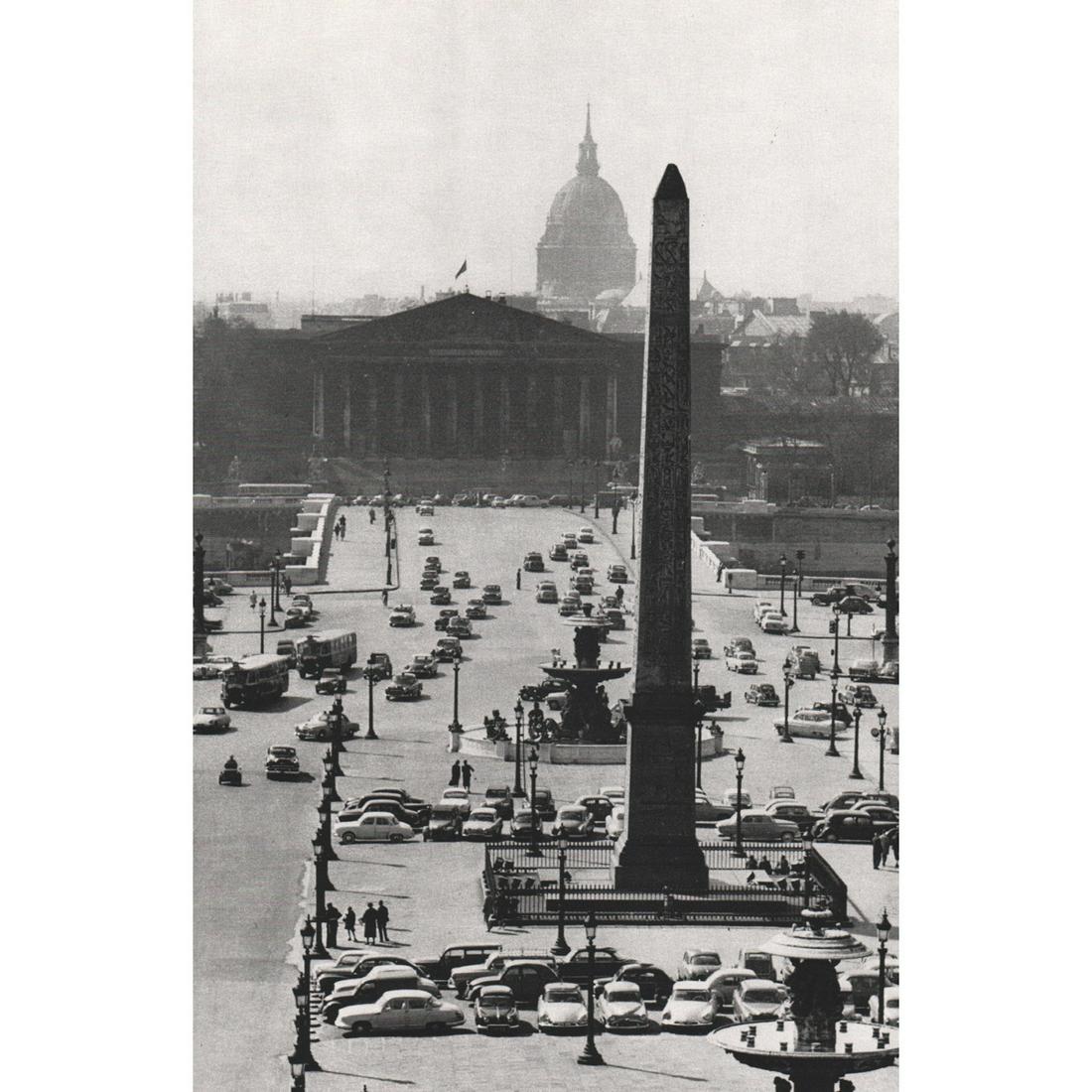 ANDRE MARTIN - Place de la Concorde: No Reserve! Artist: ANDRE MARTIN Print Title: Place de la Concorde, 1961 Medium: Sheet-fed Gravure Printing Date: early 1980's Printed in France Image size approx. 11.5 x 7.75 inches Shipping: Domesti