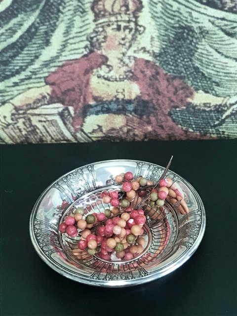 Frontenac by Gorham Candy Dish: Candy Dish/ Frontenac by Gorham (weight 4.03 ozt). . . . Previously Owned ~ Gently Used ~ Lovingly Hand Polished. Frontenac by Gorham Reserve: $116.00 Shipping: Domestic: Flat-rate of $10.00 to anywhe