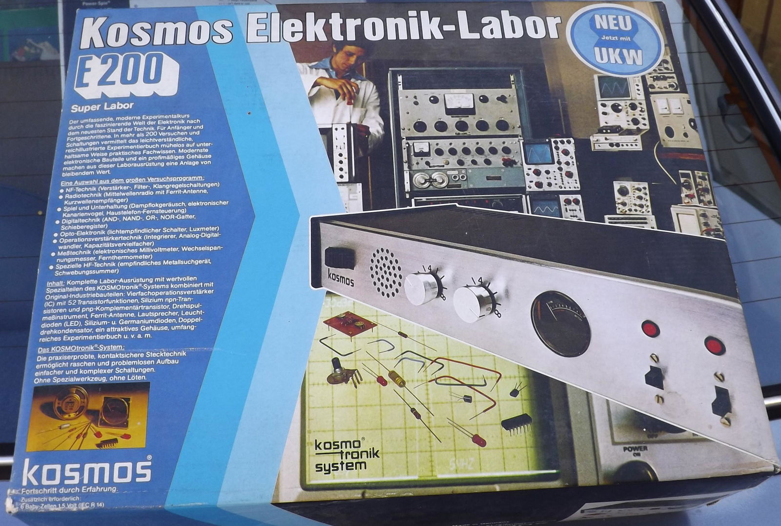Electronic experiments kit, Made in Germany, c10 in c9 (1 of 3)