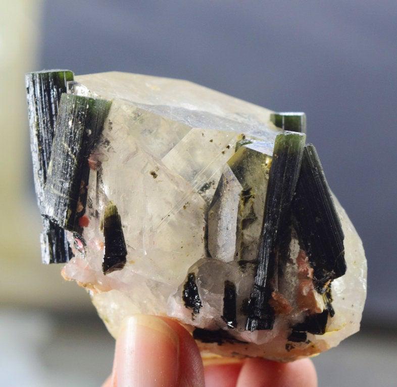 MP03-59 108 gram terminated Green Cap Tourmaline: Item details Handmade Material tourmaline more 108 gram terminated Green Cap Tourmaline Crystals on Quartz Specimnen from Staknala Pakistan - Weight