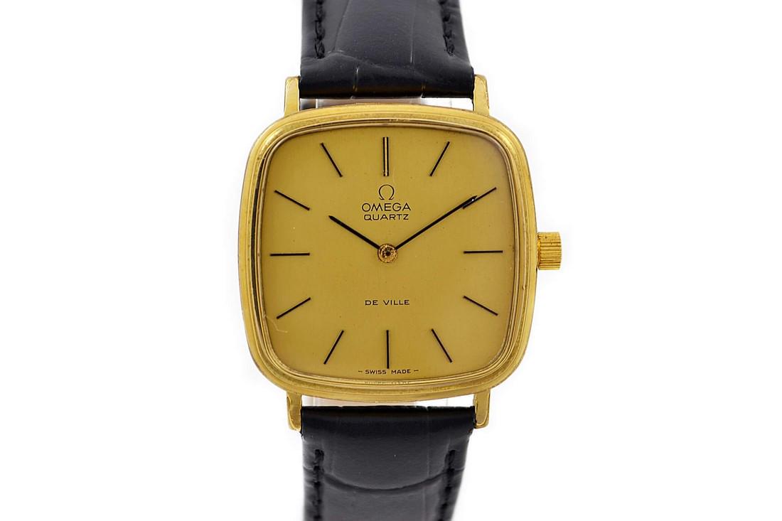 Vintage Omega De Ville Cal.1280 Quartz Gold Plated: Title: Vintage Omega De Ville Cal.1280 Quartz Gold Plated Midsize Watch Brand: Omega Date: 1977 Model: De Ville Movement: Quartz Functions: Time Case Metal: 20 Microns Gold Plated Case Size: 32x38mm D