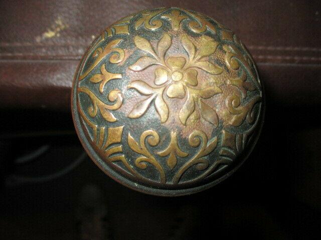Antique Gold Engraved Door Knob Top On Ash Wood Walking (1 of 8)