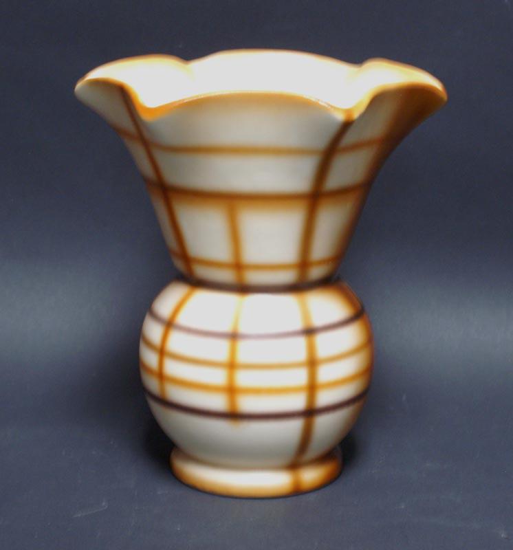 Vintage Airbrush Art Deco Pottery Czech Vase (1 of 5)
