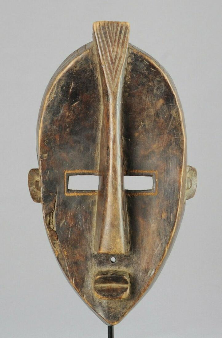 Beautiful LWALWA Lwalu Mask Congo Drc African Tribal: Congo Drc LWALWA LWLU MASK The art of the Lwalwa is well known by these masks recognizable by their cubist architecture. Characteristics: TYPE OF OBJECT: Mask. ETHNICAL GROUP: Lwalwa Lwalu Lualua ORIG