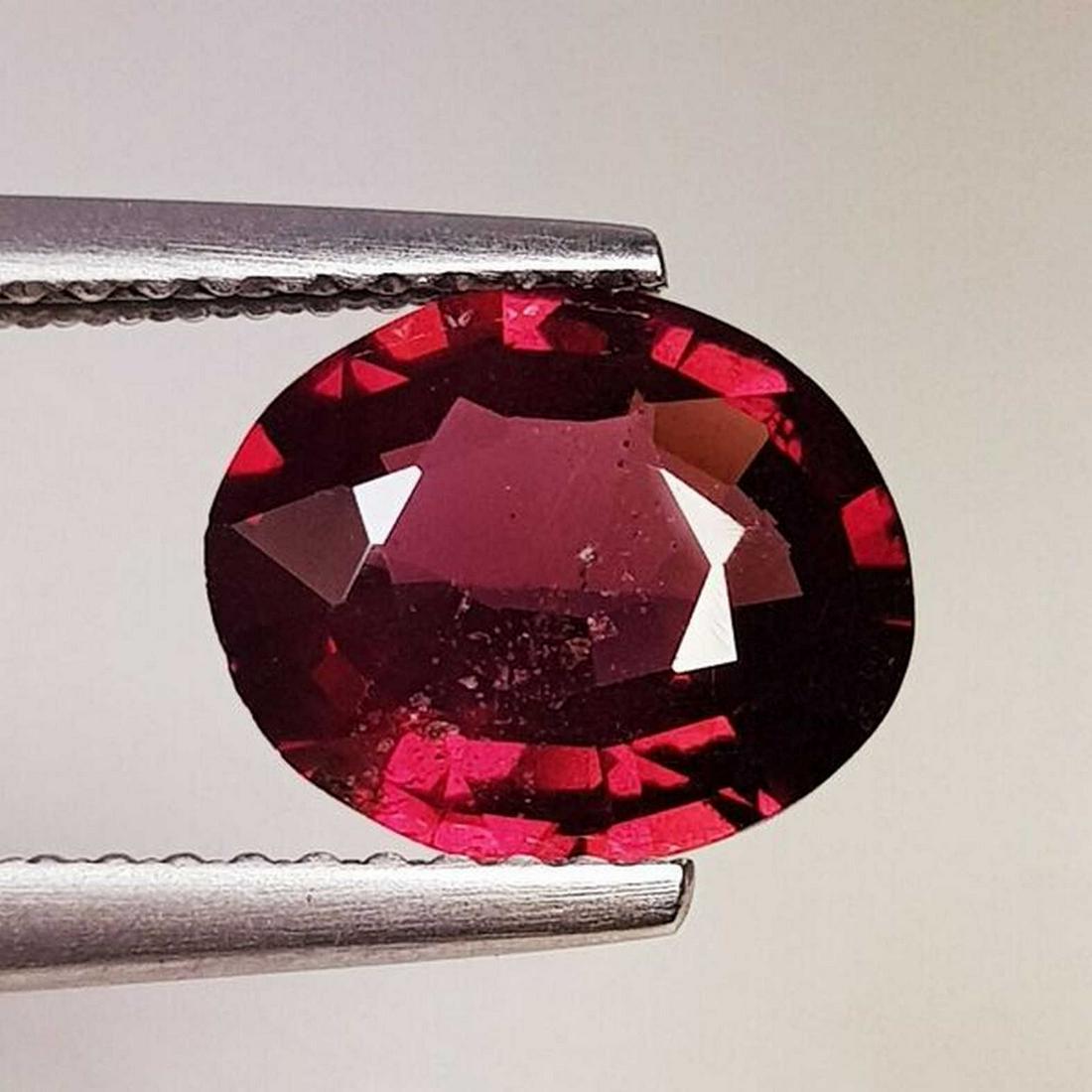 Natural Rhodolite Garnet Oval Cut 2.00 ct (1 of 5)