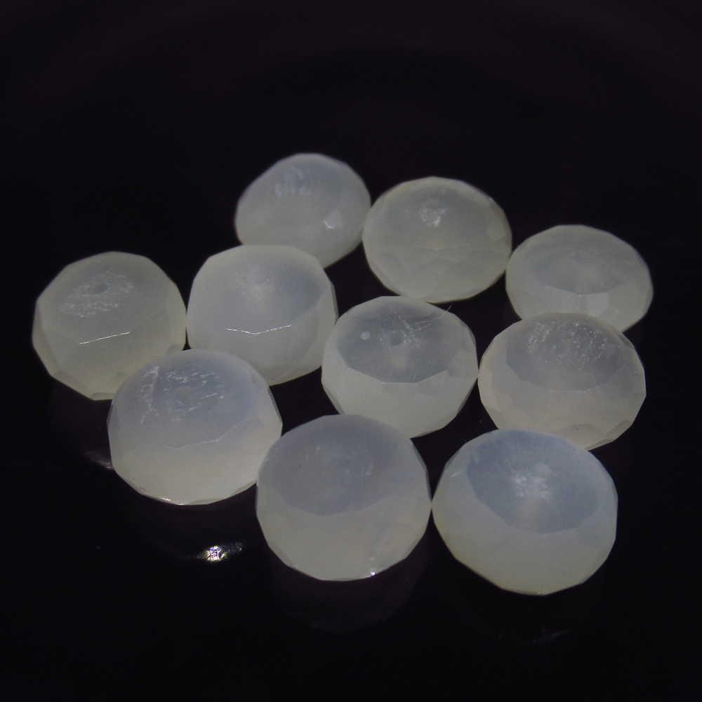 24.01 Ct Natural 10 Drilled Moonstone Round Beads: No Reserve! Title: 24.01 Ct Natural 10 Drilled Moonstone Round Beads Stone Clarity: Semi-Transparent Gemstones: Natural Moonstone Beads Carat Weights: 24.01 Size/Dimensions: 8.00 - 8.50 mm / 10 PC's A