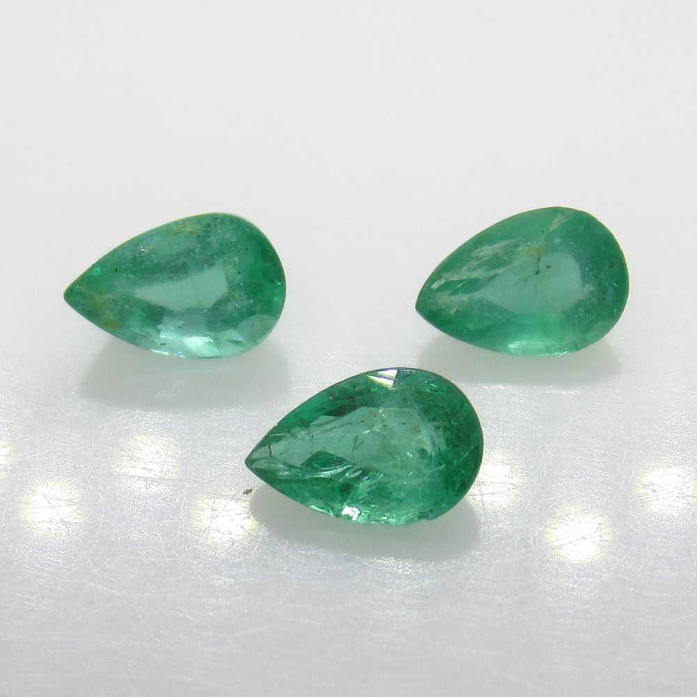 1.15 Ct Natural 3 Zambian Emerald Pear Set (1 of 2)