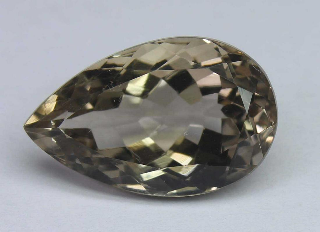 8.55 Cts Natural Smoky Quartz (1 of 7)