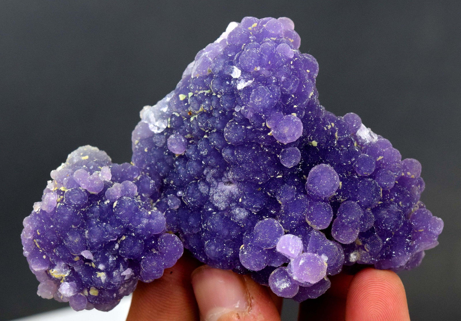 176 Gram Double Sided Shiny Natural Chalcedony / Grape: Item details Handmade Materials grape agate, chalcedony more 176 Gram Double Sided Shiny Natural Chalcedony / Grape Agate from Indonesia - Weight :