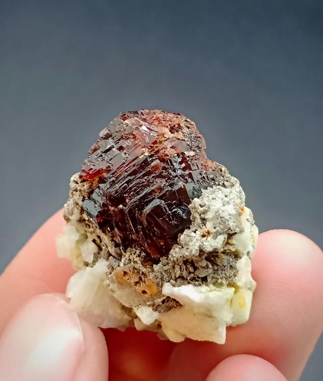 17 Gram Very Amazing Natural Garnet Specimen: Title: 17 Gram Very Amazing Natural Garnet Specimen Treatment: Natural Gemstones: Garnet Weight: 17 Gram Size/Dimensions: 30x25x17 mm Origin: Pakistan Reserve: $20.00 Shipping: Domestic: Flat-rate of