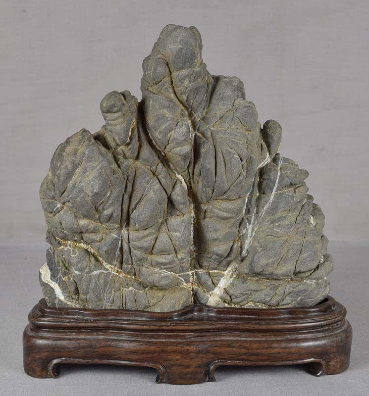 Old Chinese scholar’s rock QIXIANG /YING mountain range (1 of 6)