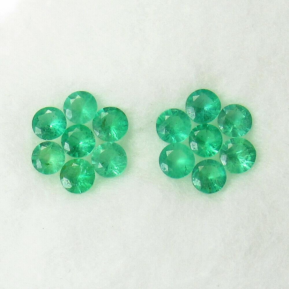 1.07 Ct Natural 14 Zambian Emerald Round Set (1 of 2)