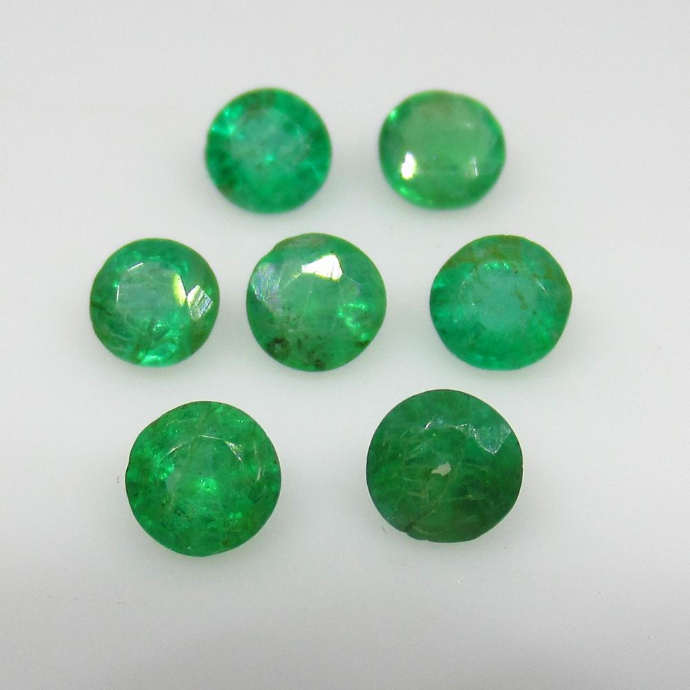 1.99 Ct Natural 7 Zambian Emerald Round Set (1 of 2)