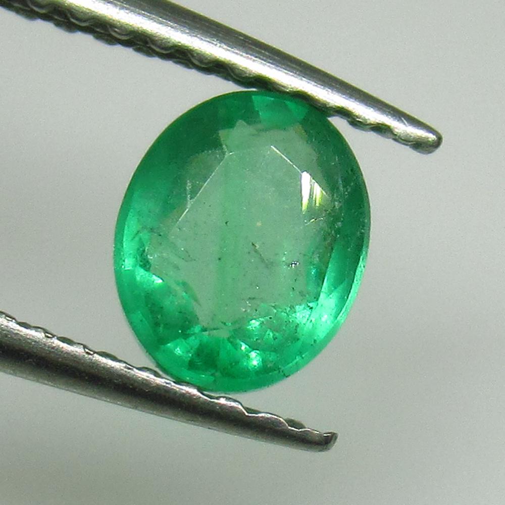 0.55 Ct Natural Zambian Emerald Oval Cut (1 of 2)