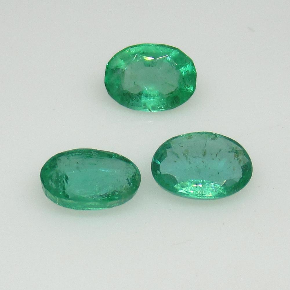 1.43 Ct Natural 3 Zambian Emerald Oval Set (1 of 2)