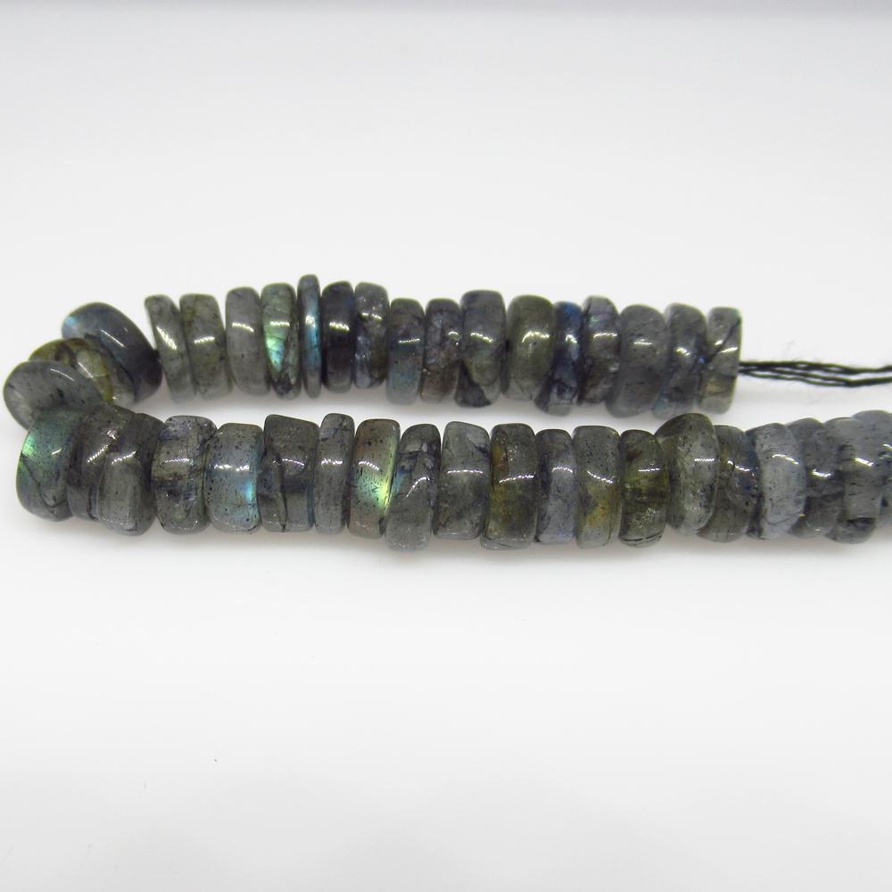 28.16 Ct Natural 42 Drilled Round labradorite Beads: No Reserve! Title: 28.16 Ct Natural 42 Drilled Round labradorite Beads Stone Clarity: SI Gemstone: Natural labradorite Beads Carat Weights: 28.16 Size/Dimensions: 5.80 to 6.30 mm / 42 PC's Excellent R
