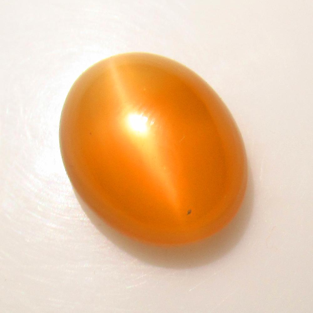 7.88 Ct Natural Moonstone Oval Cab: No Reserve! Title: 7.88 Ct Natural Moonstone Oval Cab Stone Clarity: Transparent Gemstone: Natural Moonstone Carat Weights: 7.88 Size/Dimensions: 14.50 x 11.20 x 7.30 mm Nice Oval Cabochon / Origin -