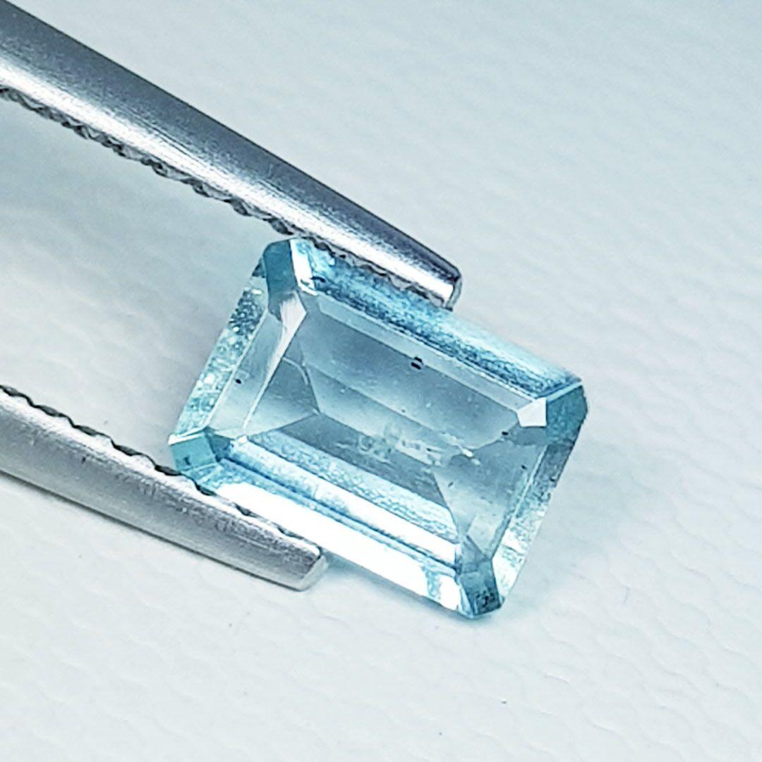 Natural Aquamarine Emerald Cut 0.74 ct (1 of 5)