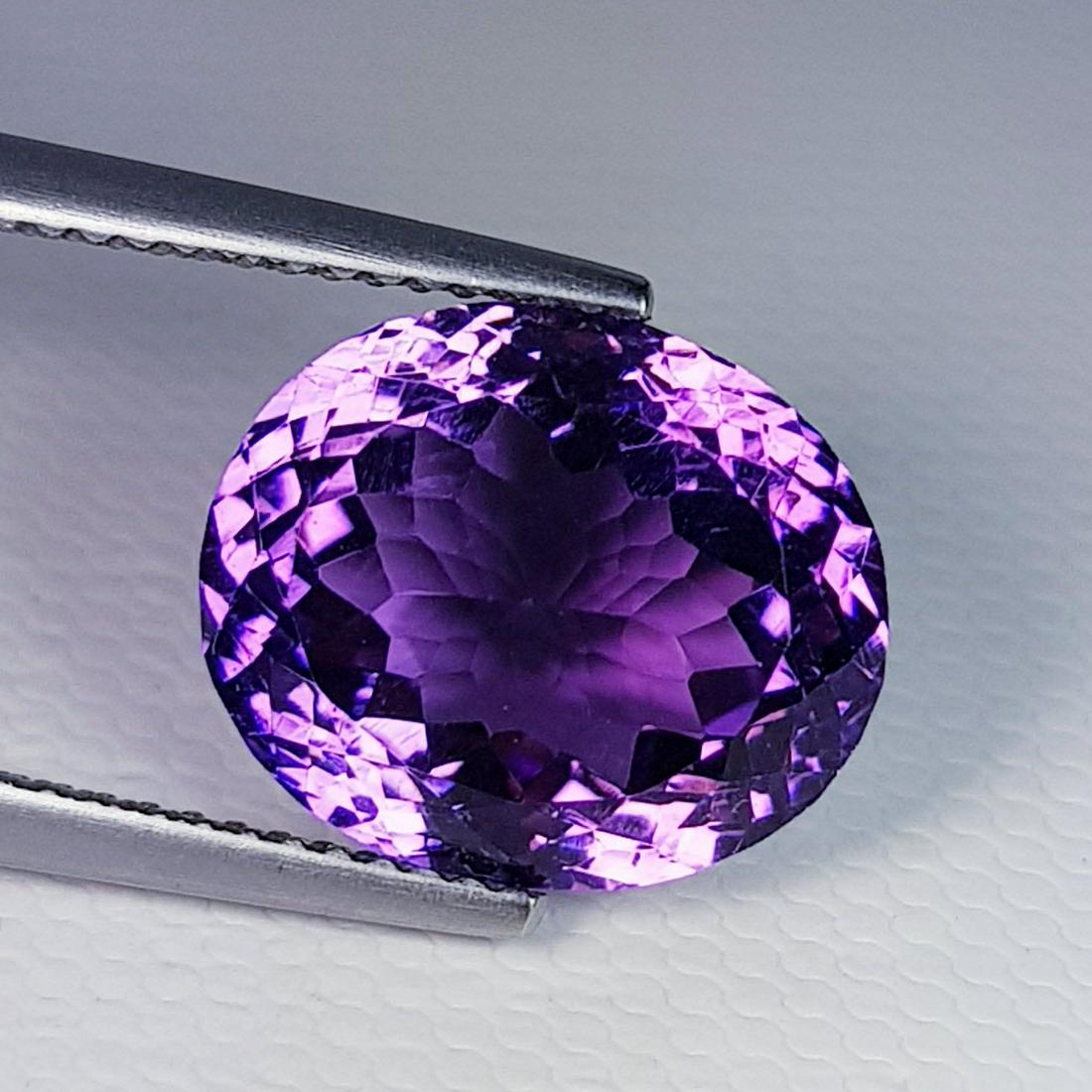 Natural Amethyst Oval Cut 8.40 ct (1 of 6)