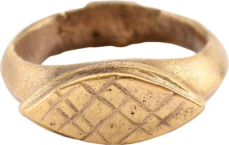ANCIENT MEDIEVAL MAN’S RING SZ 6 JEWELRY: Early Christian period, C.500-950 AD. Man’s size 6 for the small finger as was the custom with 4.5mm width band flared at the shoulders and ridged section. Oval form and the bottom nubbed in the Rom