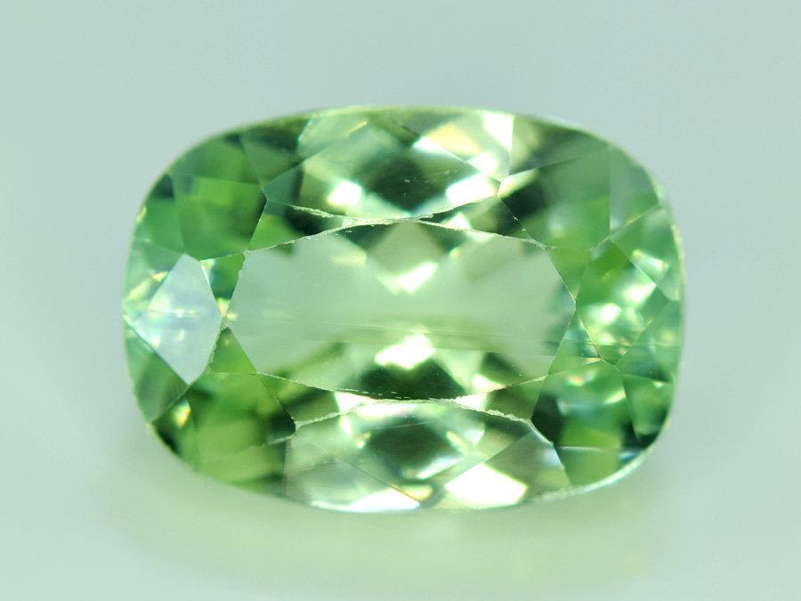 10.75 Carats Very Amazing Kunzite Gemstone From (1 of 4)