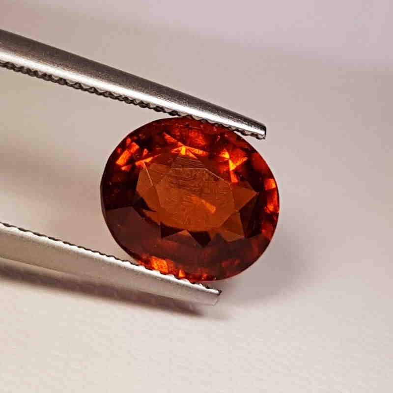 4.33 ct Beautiful Honey Red Natural Hessonite Garnet (1 of 5)