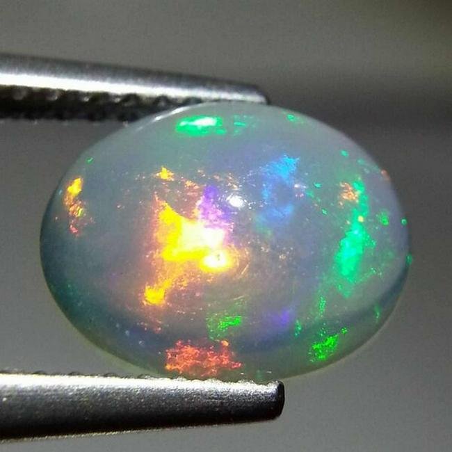Natural Fire Opal Oval Cabochon 1.19 ct (1 of 7)