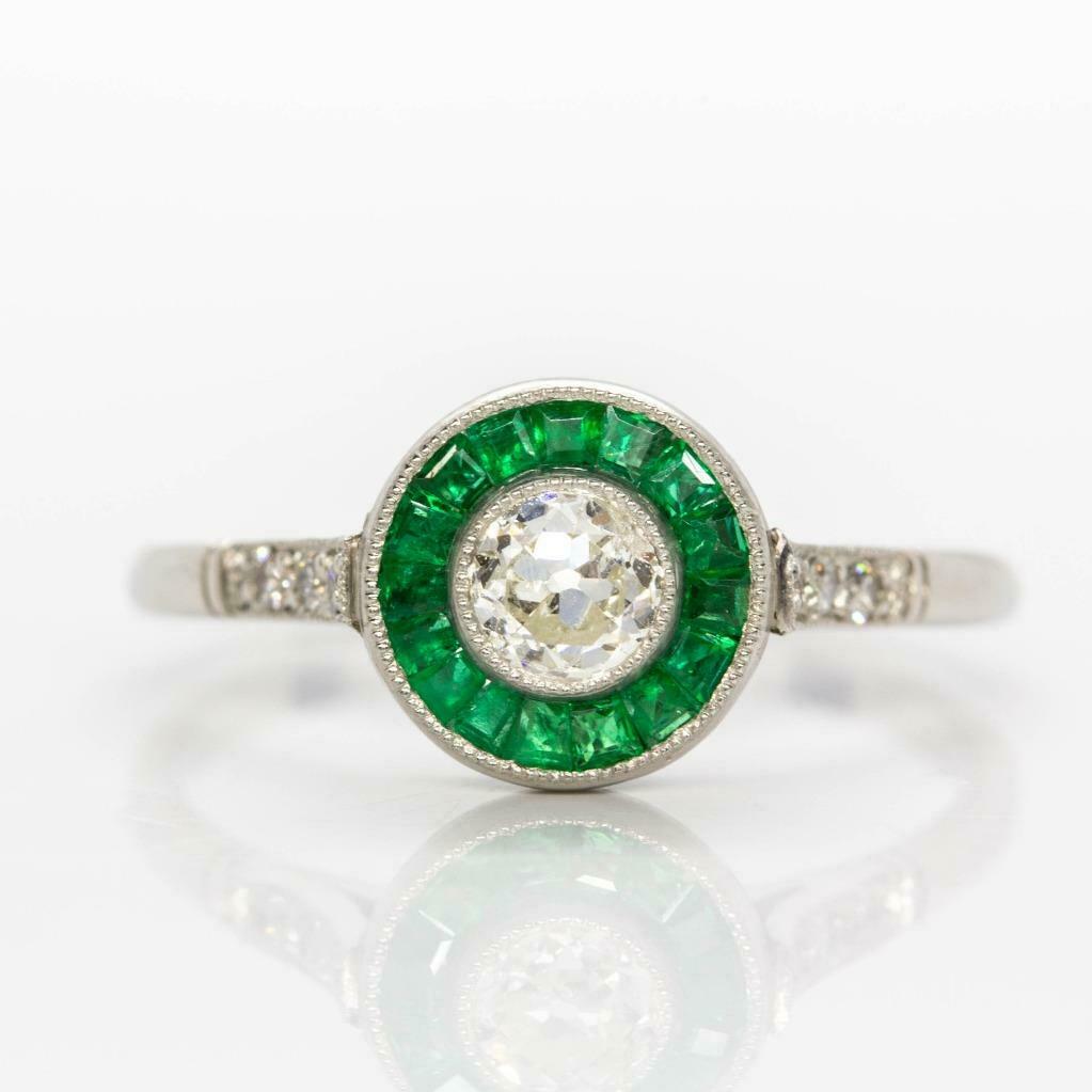 Handmade Platinum Diamonds and Emerald Halo Ring (1 of 7)