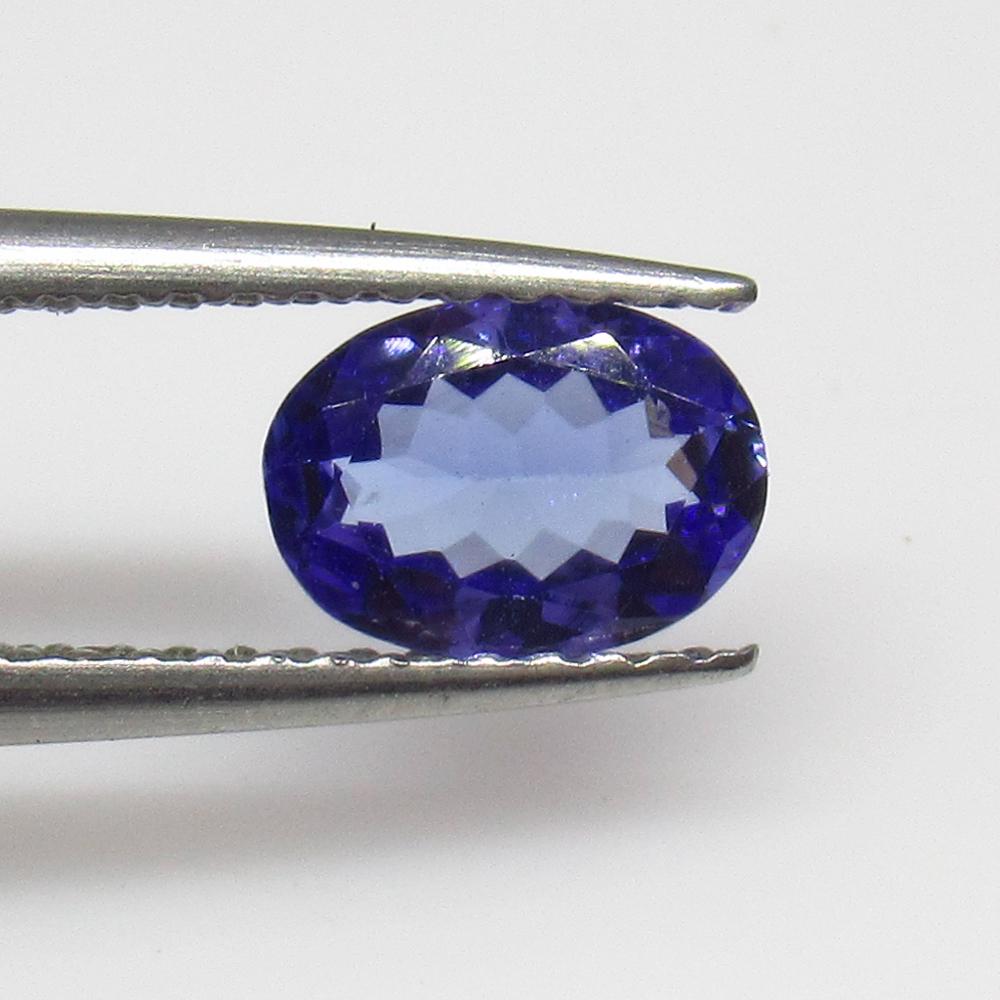 0.75 Ct Natural Tanzanite Oval Cut (1 of 2)