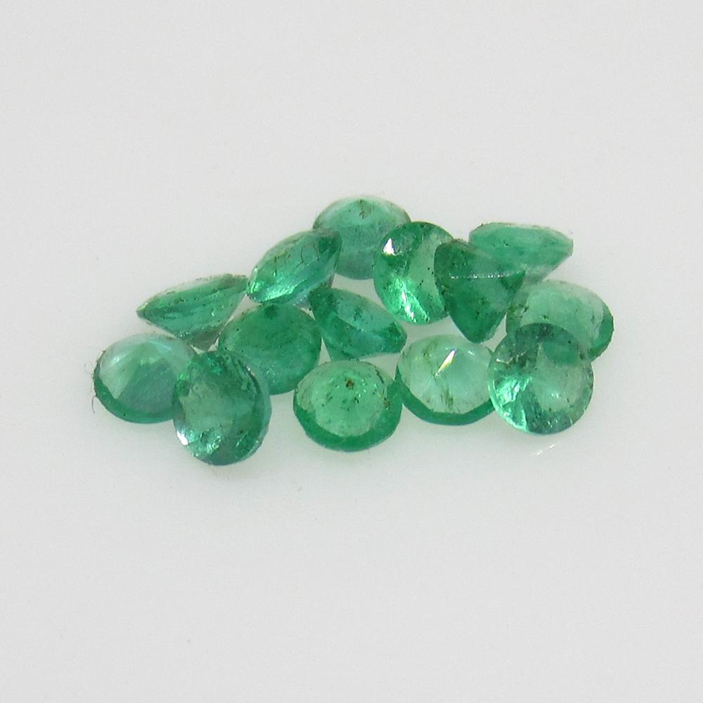 0.98 Ct Natural 14 Zambian Emerald Round Set (1 of 2)