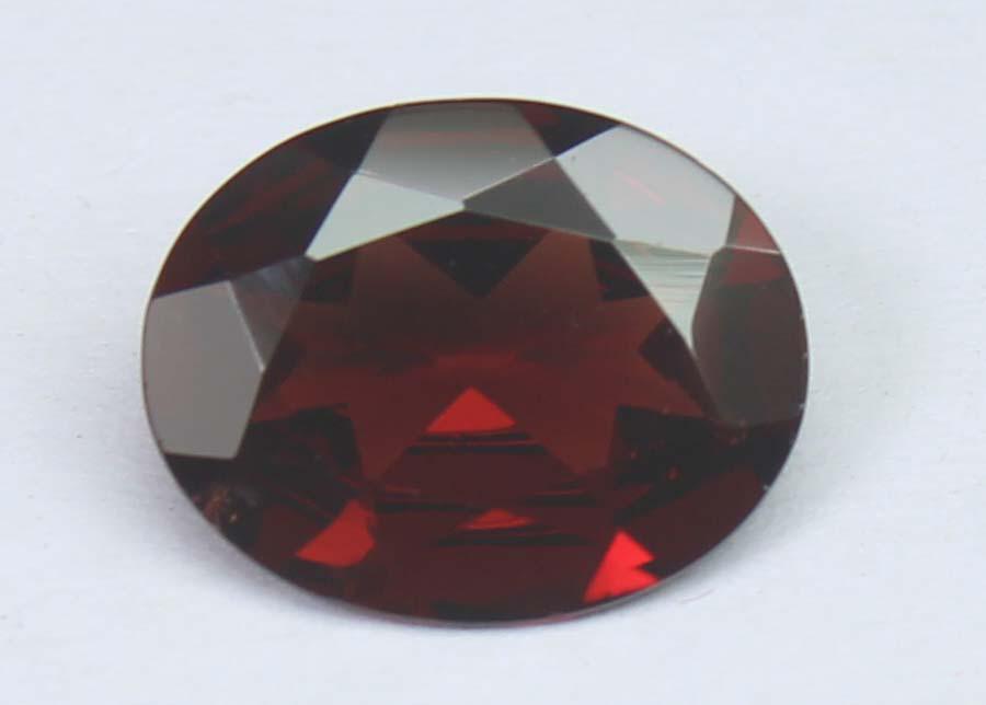 22.2 Cts Natural Almandite Garnet (1 of 4)