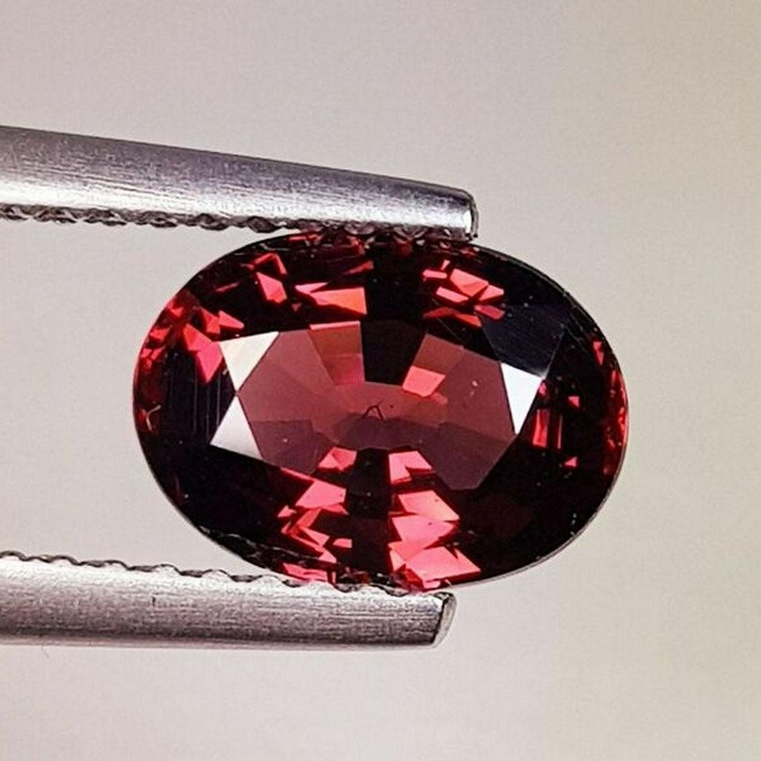 Natural Rhodolite Garnet Oval Cut 1.94 ct: No Reserve! Title: Natural Rhodolite Garnet Oval Cut 1.94 ct Color/Clarity: VVS - VS Gemstones: Gemstones Carat Weights: 1.94 Size/Dimensions: 8.40 x 6.00 x 4.80 Additional Information: Oval - Burma S