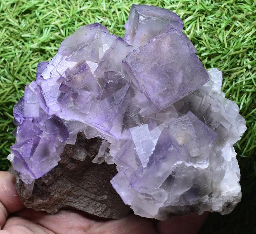 635 Grams Awesome Purplish Cubic Fluorite Specimen: Title: 635 Grams Awesome Purplish Cubic Fluorite Specimen Weight: 635 Grams Origin: Pakistan Materials: Specimen Size: 111*112*37 MM Additional Information: Treatment: Natural Reserve: $30.00 Shipping