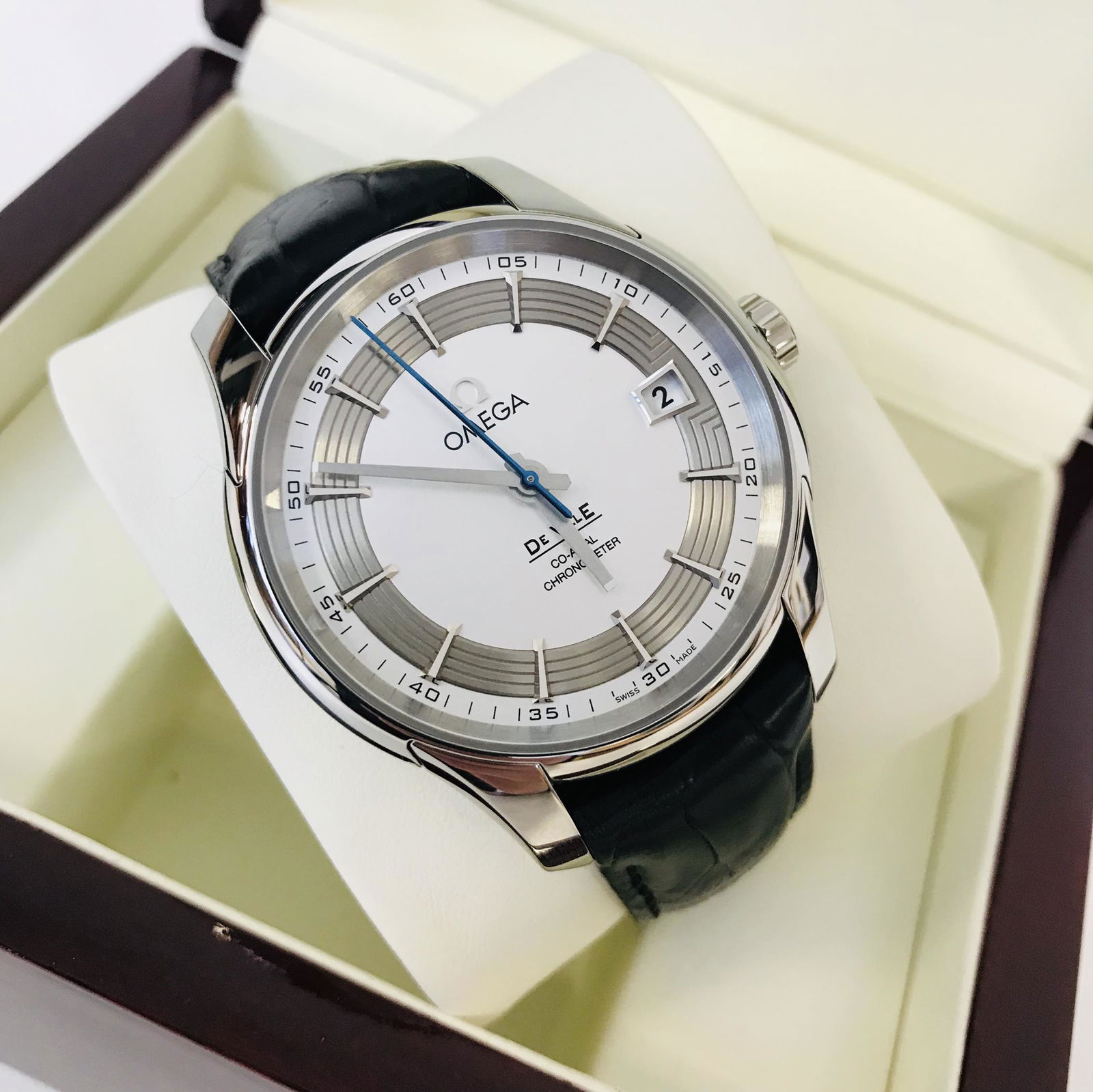 Omega De Ville Hour Vision Co-Axial Watch (1 of 11)
