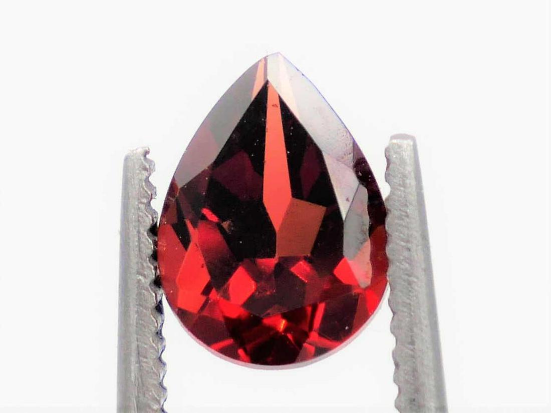 Almandite Garnet of 1.36 ct **Pear Shape** (1 of 1)