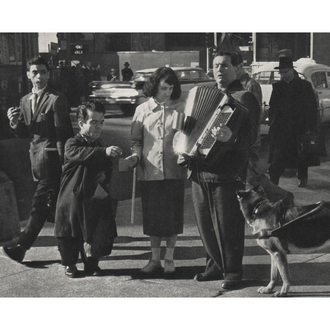ANDRE KERTESZ - Sixth Avenue, New York 1959: Artist: ANDRE KERTESZ Print Title: Sixth Avenue, New York 1959 Medium: Sheet-Fed Gravure Printing date: 1970's Printed in France Image size approx. 7 x 9 inches Andre Kertesz (1894-1985) born Kertesz