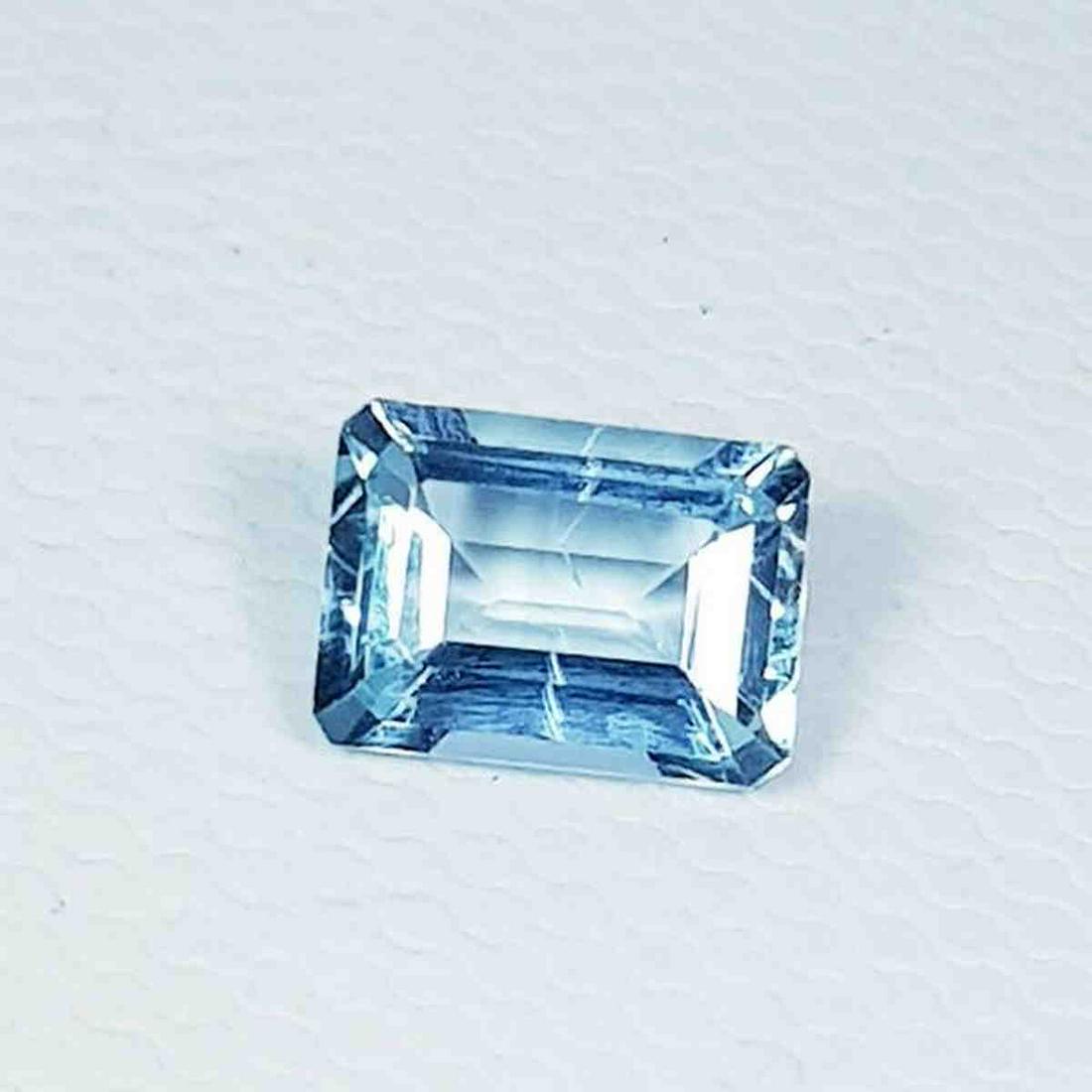 11.90 ct Natural Aquamarine Oval Cut (1 of 5)